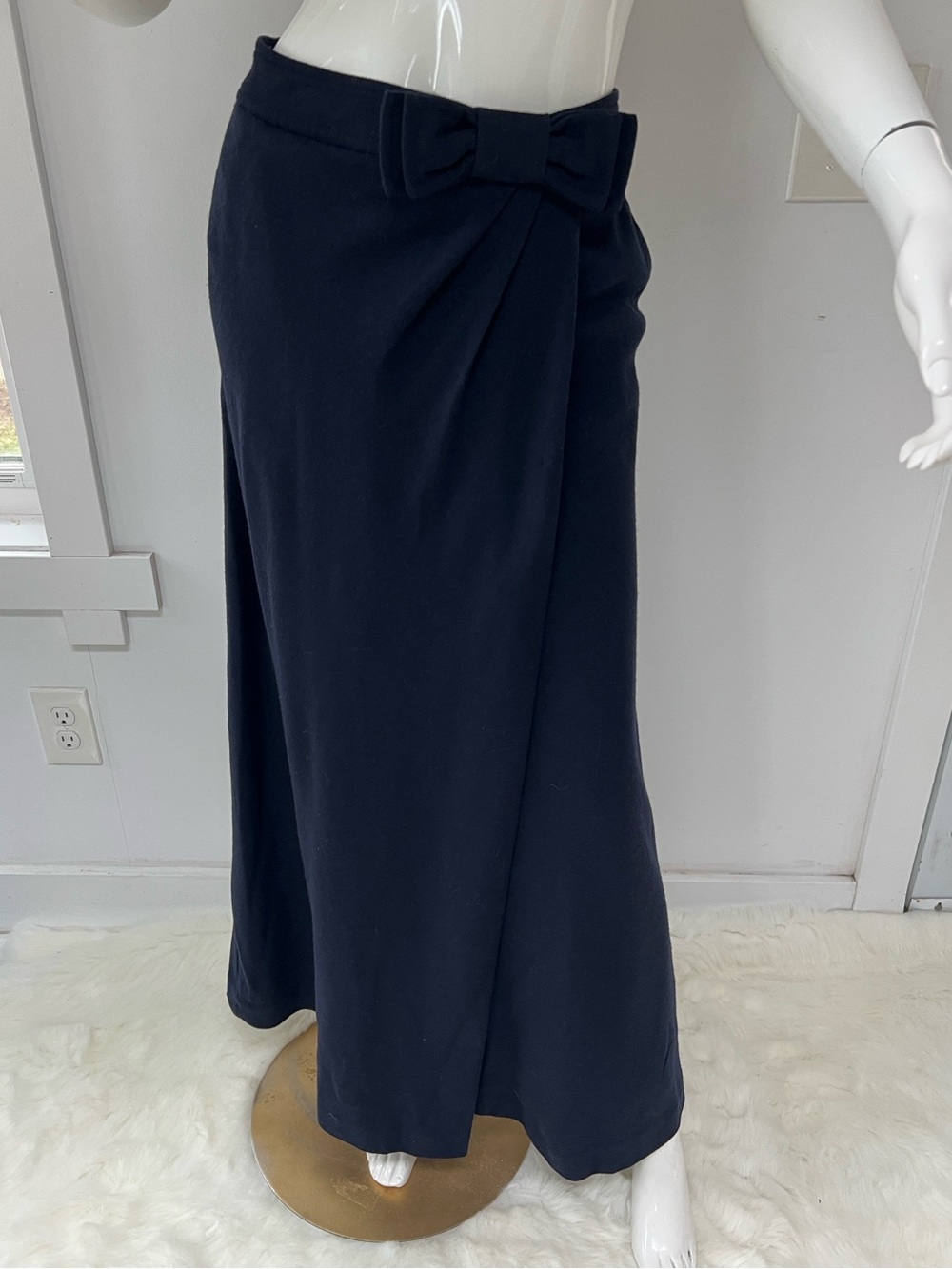 Talbots 100% Wool Navy Bow-Accent A-Line Wrap Skirt womenβs size 10